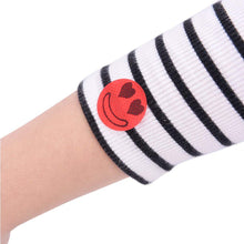 Load image into Gallery viewer, 120pcs Mosquito Repellent Patches Stickers 100% Natural Non Toxic Pure Essential Oil